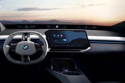 tableau de bord BMW alexaPLus
