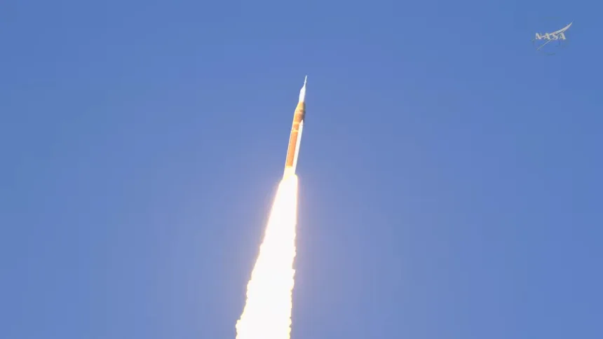 Lancement de la fusée SLS pour la mission Artemis 2 le 1er avril 2026